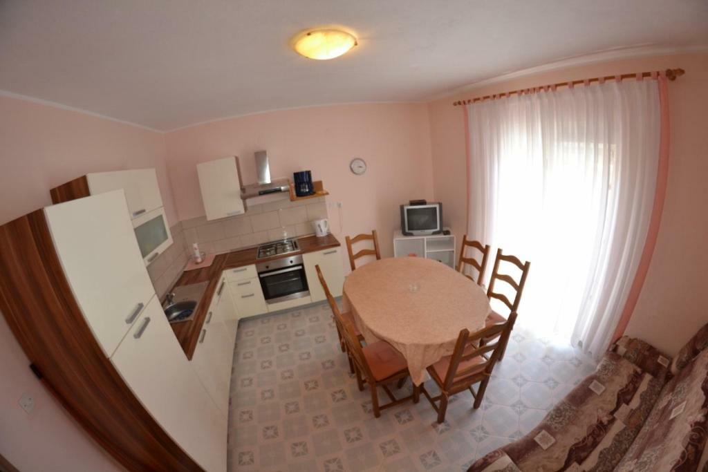 Sloth Apartment Palit Luaran gambar